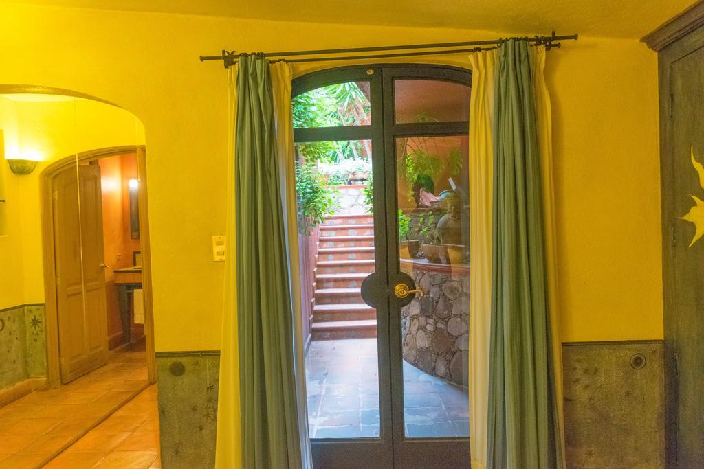 Casa Puesta Del Sol Hotel ซานมิเกล เด อาเญนเด ภายนอก รูปภาพ