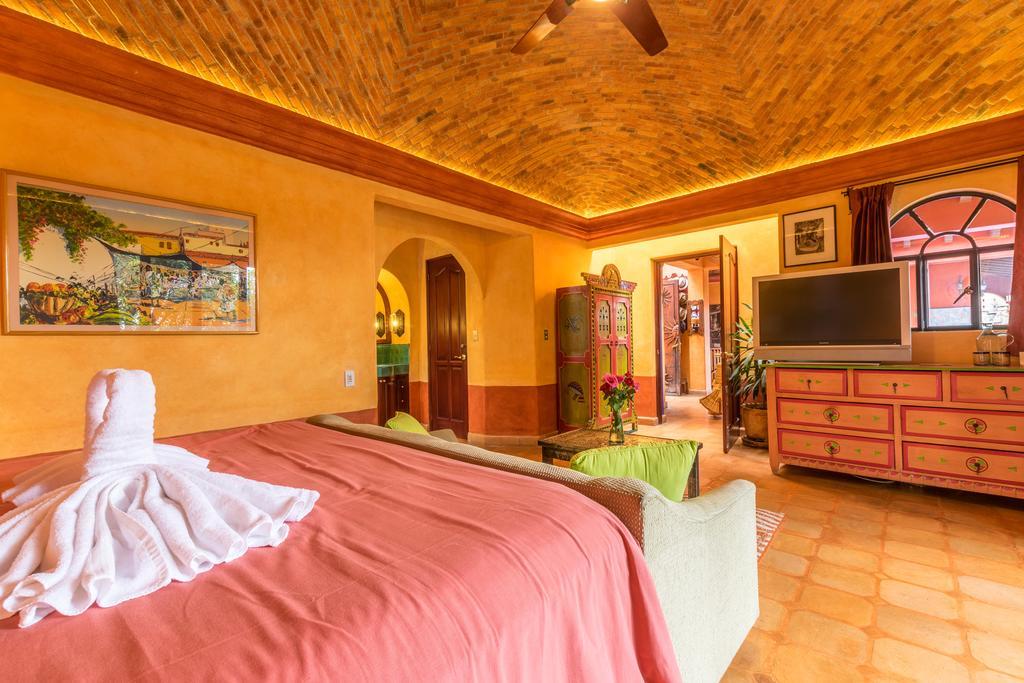 Casa Puesta Del Sol Hotel ซานมิเกล เด อาเญนเด ภายนอก รูปภาพ