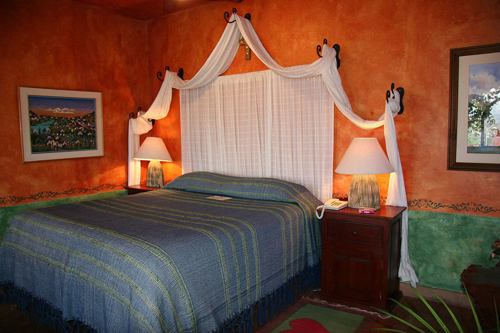 Casa Puesta Del Sol Hotel ซานมิเกล เด อาเญนเด ภายนอก รูปภาพ